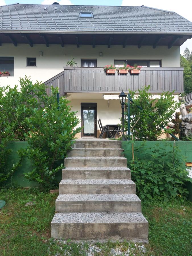 Apartmaji Katrc โซชา ภายนอก รูปภาพ