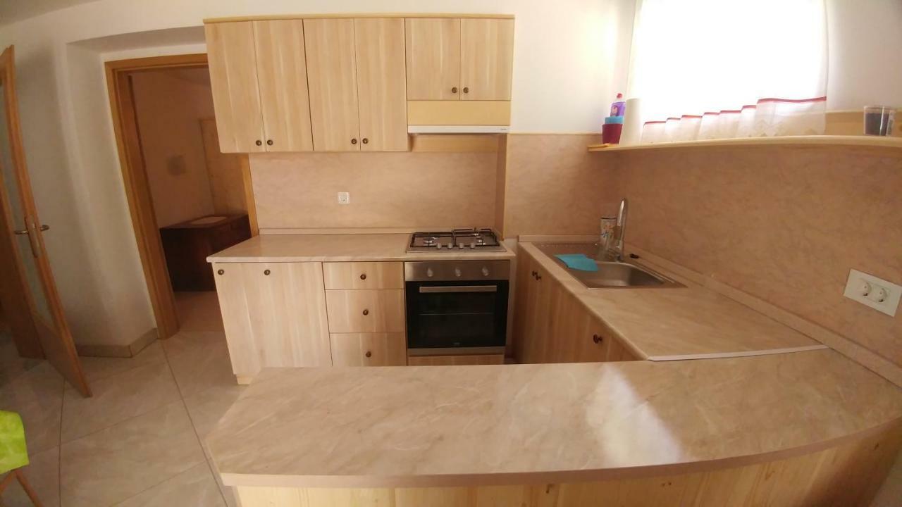 Apartmaji Katrc โซชา ภายนอก รูปภาพ